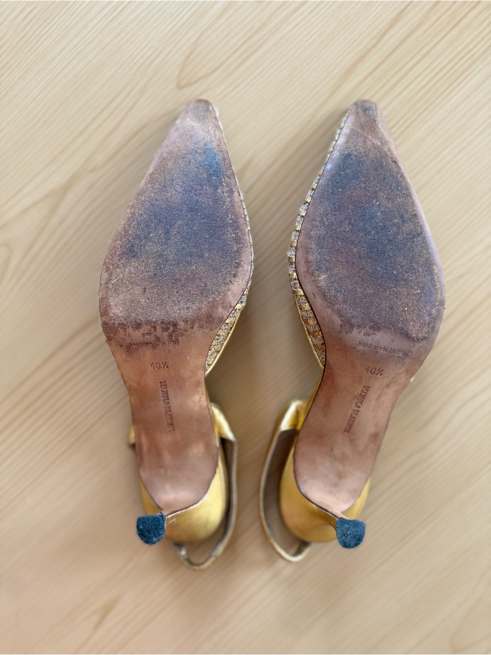 Vintage Manolo Blahnik Gold Slingback Kitten Heel Carolyn Tweed 40.5 Bridal - Picture 4 of 9